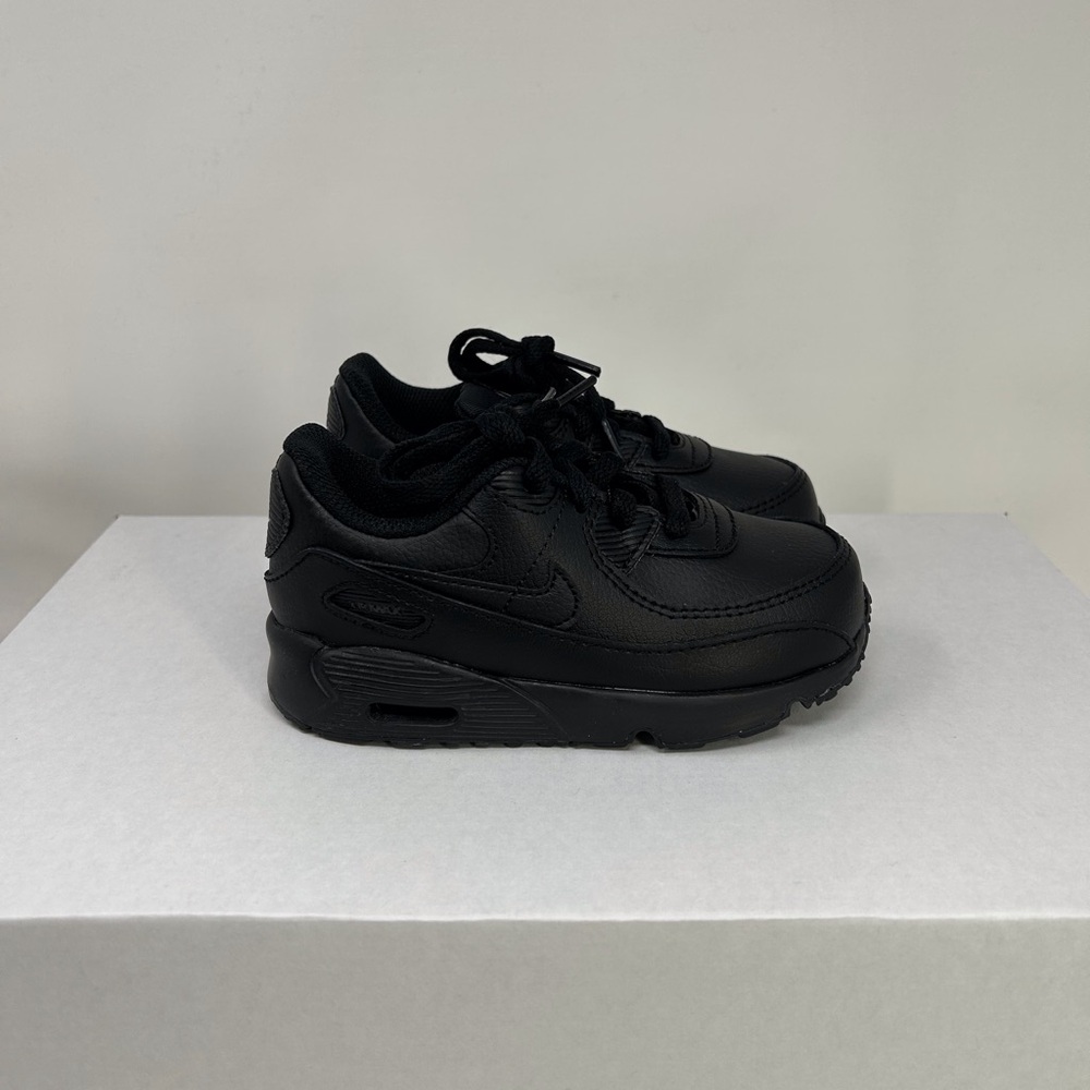 Nike Air Max 90 'Triple Black'